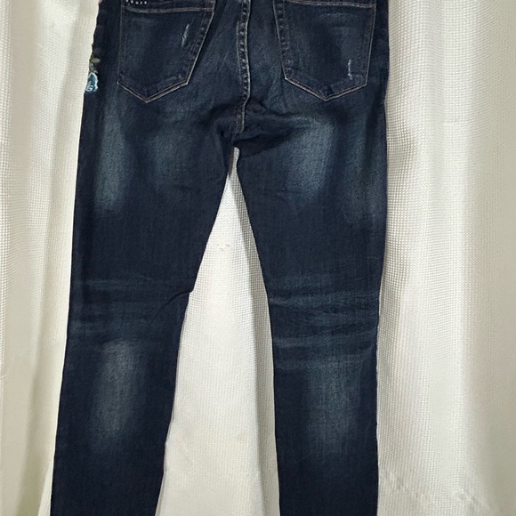 Blank NYC Blue Skinny Jeans with Floral Embroidery - Picture 7 of 11